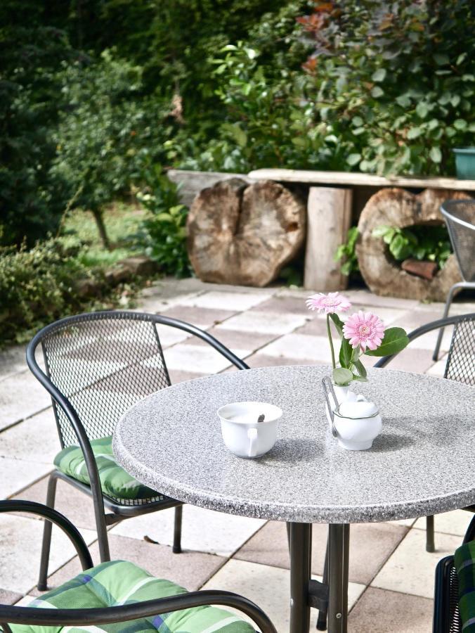 Pension Gruenes Herz Tonndorf Esterno foto